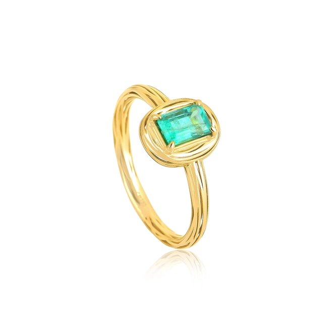 Anel Nido Orientais ninho filigrana ouro 18k envolve gema com 60pts de Esmeralda 1