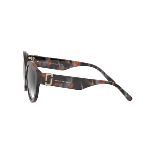 Óculos de Sol Marc Jacobs MARC 882/S X8Q 569O S Acetato Marrom Mesclado e Azul com lentes na cor Cinza Degradê