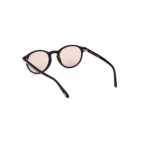 Óculos de Sol Tom Ford FT1331_5101E Acetato Preto com lentes na cor Marrom Fotocromático