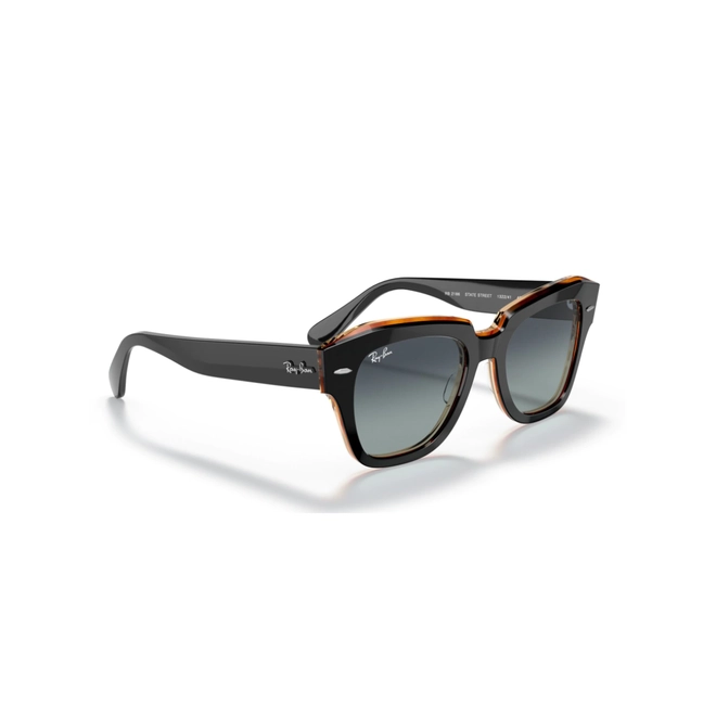 Óculos de Sol Ray-Ban State Street 0RB2186 13224152 Acetato Preto com lentes na cor Cinza e Azul Degradê 3
