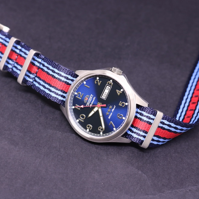 Relógio Orient 3 Stars Sport Land Martini Racing - YN6SN009 D2DV Azul 3