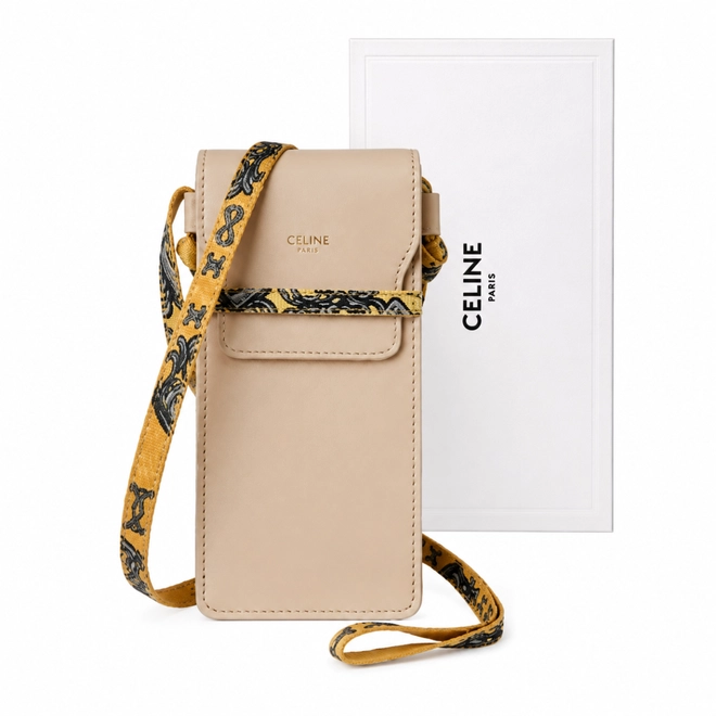 Óculos de Sol Celine CL40343U_5301J Acetato Preto com lentes na cor Marrom 5