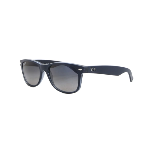 Óculos de Sol Ray-Ban New Wayfarer 0RB2132 66077858 Acetato Azul com lentes na cor Azul Degradê