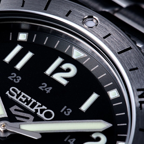 Relógio Seiko 5 Sports Field Automático - HDB006B1 P2SX Preto