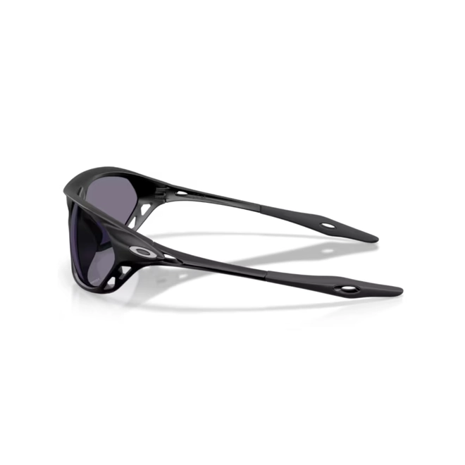 Óculos de Sol Oakley 0OO9537L 95370161 Acetato Preto com lentes na cor Cinza Prizm 3
