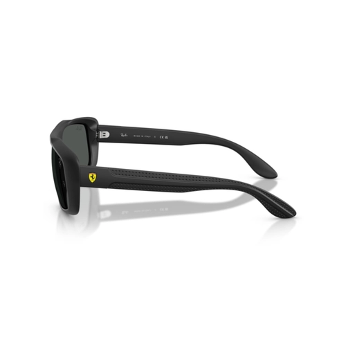Óculos de Sol Ray-Ban Ferrari 0RB4479M F6028760 Nylon Preto Fosco com lentes na cor Cinza
