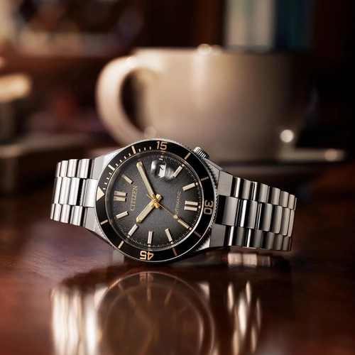 Relógio Citizen Tsuyosa Shore “Time Slip” - NJ0238 57EN Preto