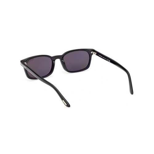 Óculos de Sol Tom Ford FT1300_5301A Acetato Preto com lentes na cor Cinza