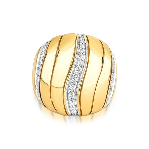 Anel bombê abaulado em ouro 18k frisos ondulados com 47pts de Diamantes