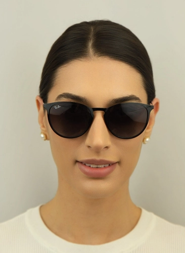 Óculos de Sol Ray-Ban Erika 0RB3539 002/8G54 Metal Preto com lentes na cor Cinza Degradê